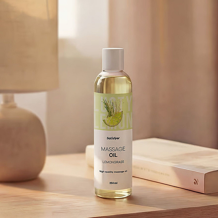 Розпродаж!!! Масажна олія Satisfyer Massage Oil Lemongrass 250 мл (термін 30.04.2027)