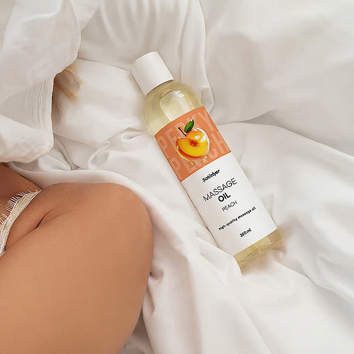 Распродажа!!! Массажное масло Satisfyer Massage Oil Peach 250 мл (срок 30.04.2027)