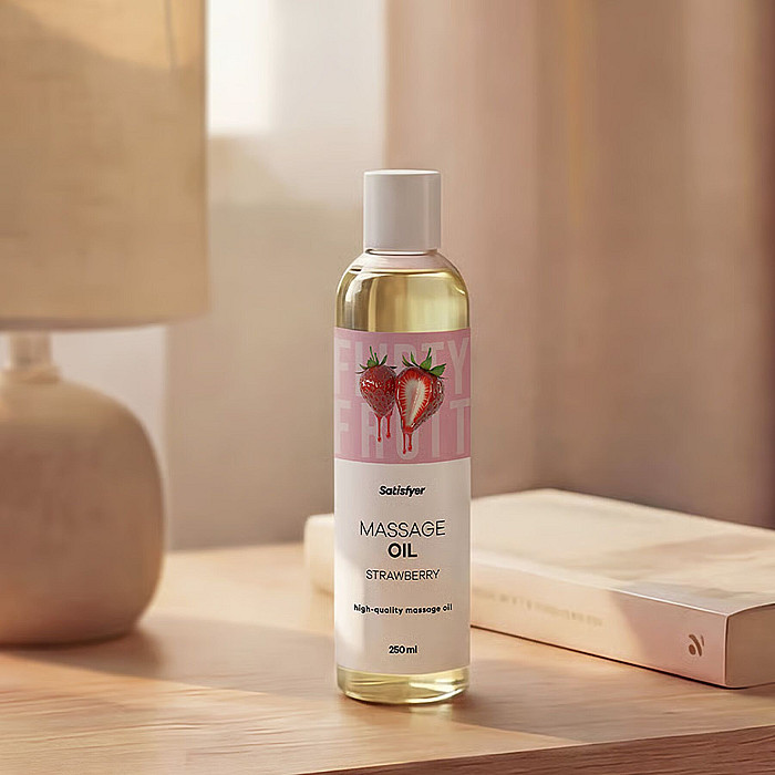 Распродажа!!! Массажное масло Satisfyer Massage Oil Strawberry 250 мл (срок 30.04.2027)