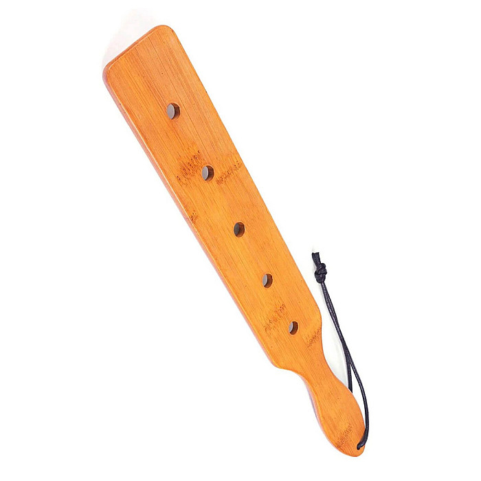 Паддл Fetish Tentation — Paddle 5 Holes Bamboo, упакован в ПЭ пакет