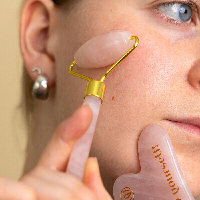 Набор массажеров гуаша Womanizer Gua Sha Set, роллер и скребок