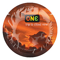 Презерватив ONE Color Sensations - ONE trip tot cloud nine (Orange) 1 шт