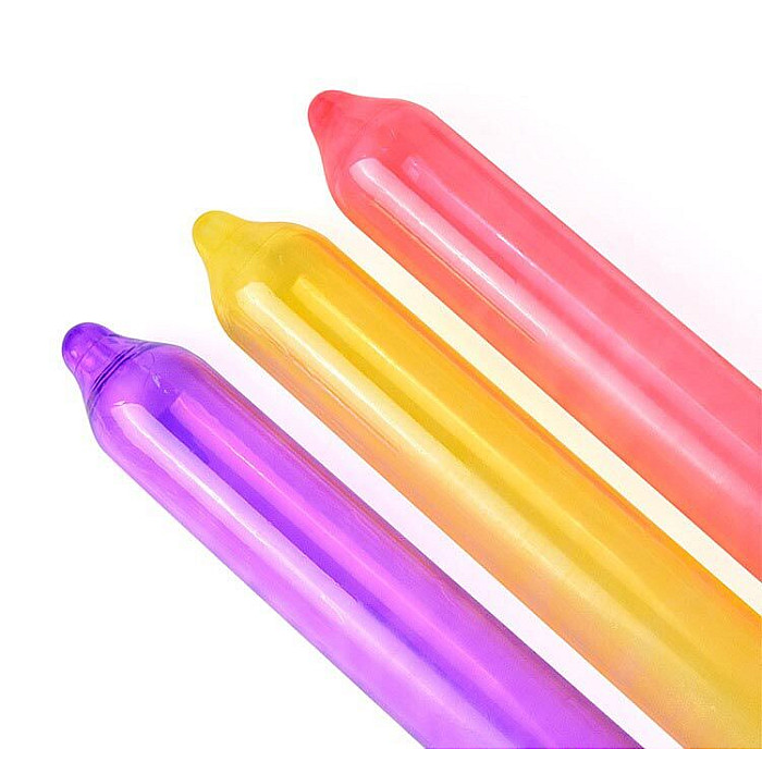 Презервативы Holographic Recare Fruit Flavour Condoms 12 шт, ароматы: мята, банан, клубника