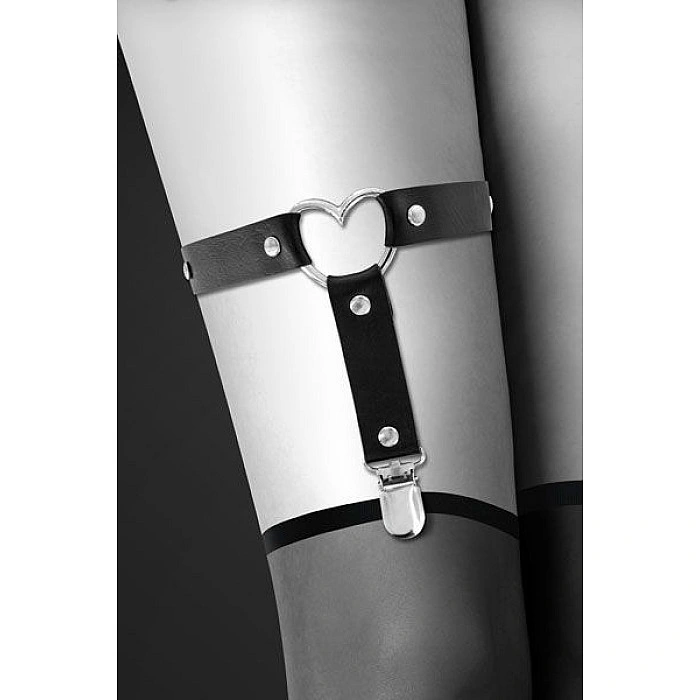 Гартер на ногу Bijoux Pour Toi - WITH HEART Black, сексуальная подвязка с сердечком, экокожа