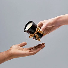 Масажна свічка YESforLOV MASSAGE CANDLE with bewitching scent 120 г