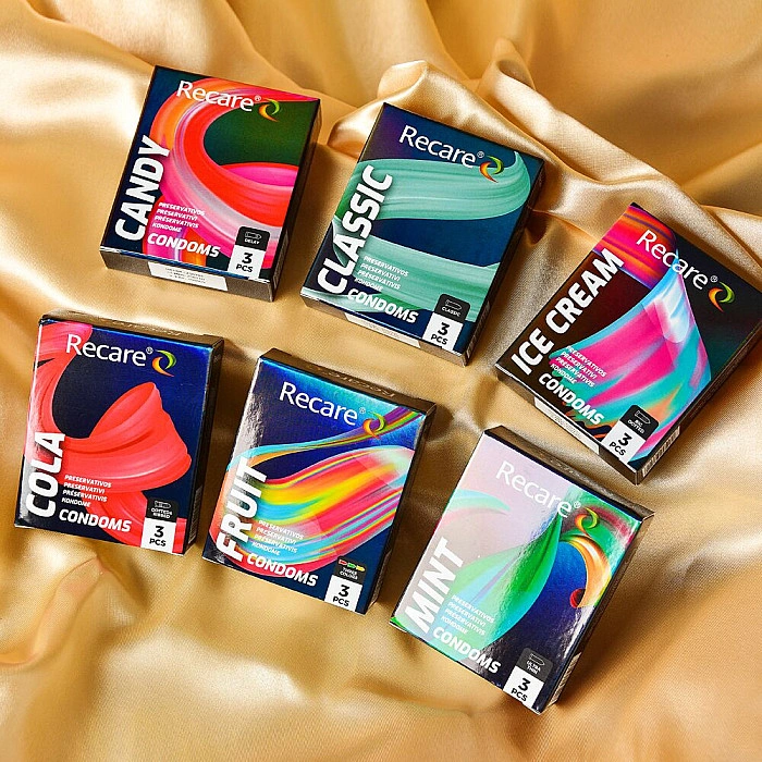 Презервативи Holographic Recare Fruit Flavour Condoms 3 шт, аромати: м'ята, банан, полуниця